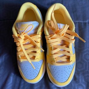 Nike Dunk women low Citron pulse yellow